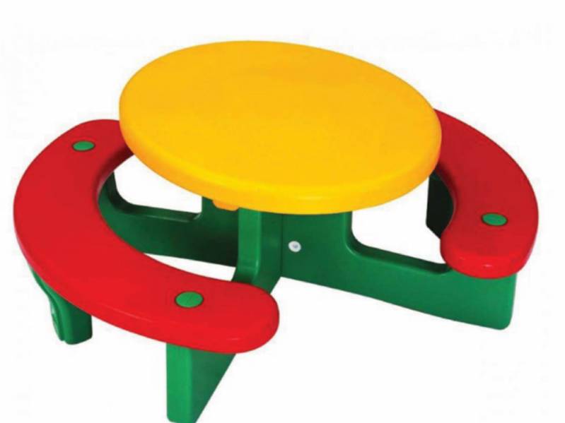میز پیک نیک کودک مناسب بازی بچه های بالای 2 سال در فضای باز و سرپوشیده مهد کودک،خانه بازی،منزل و...